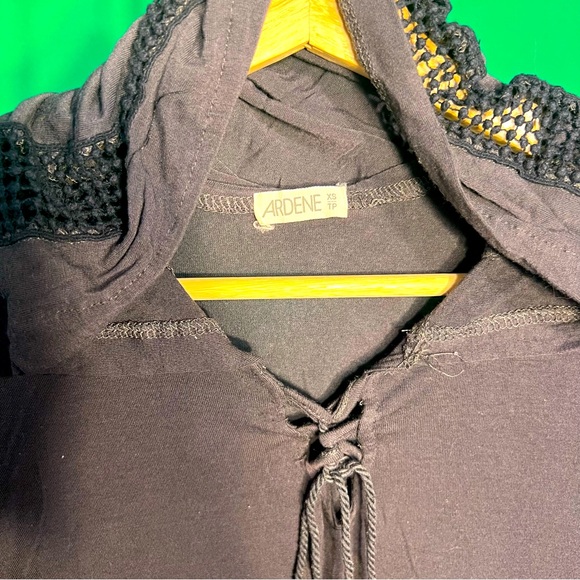 XS/S Ardene Lace Hoodie w Pocket on Front Comfy Sportive Cotton For EveryDay Use - Picture 3 of 7